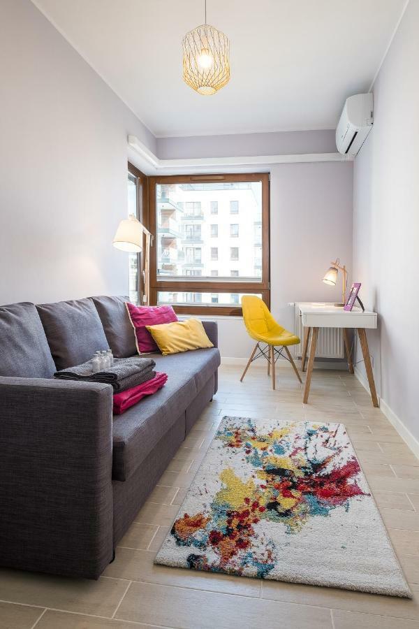 Raya Mansion Warsaw Apartment Ngoại thất bức ảnh