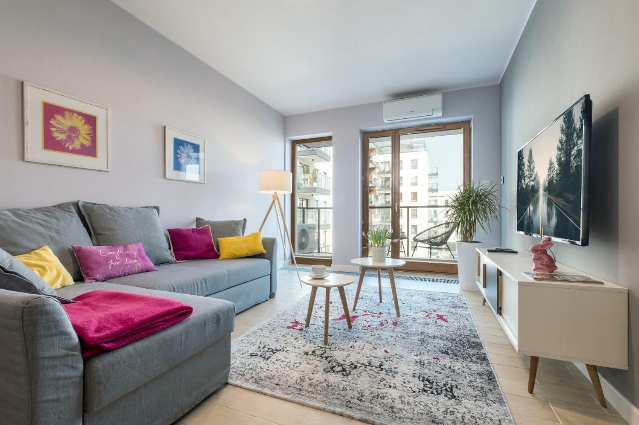 Raya Mansion Warsaw Apartment Ngoại thất bức ảnh
